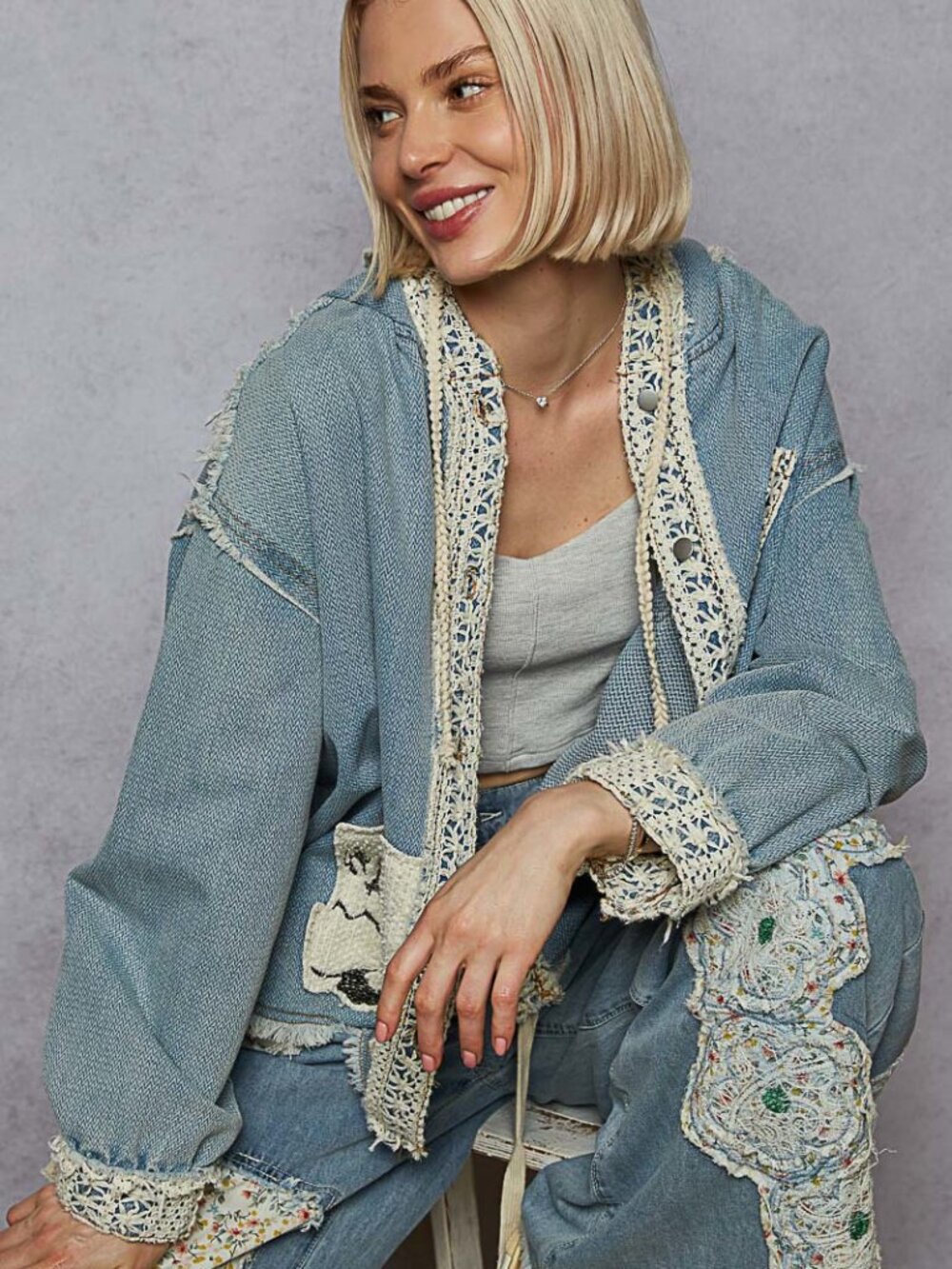 LAST ONE-POL LIGHTWEIGHT JACKET-DENIM WITH BEAUTIFUL CROCHET TRIM AND PATCHWORK - Picture 1 of 4